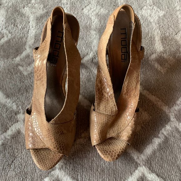 Snakeskin Nude Moda Open-toe Heels size 9 - Picture 3 of 7